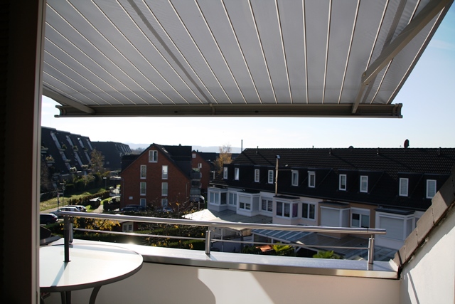 Dachterrasse mit Markise Maisonettewohnung Siegburg