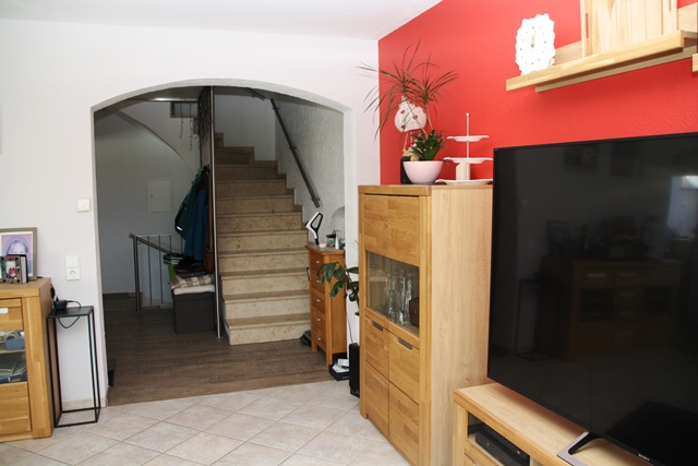 Wohnen mit Blick in Diele Maisonettewohnung Siegburg