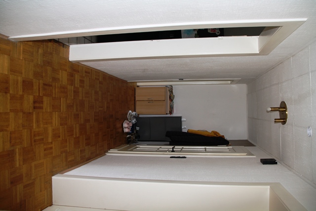 1. OG Diele Mehrfamilienhaus Siegburg