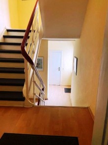 Treppe ***IKC*** Perle im Herzen von Siegburg - solide Kapitalanlage